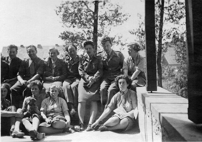 Guide International Service Team, Salzgitter Region, Germany, 1946