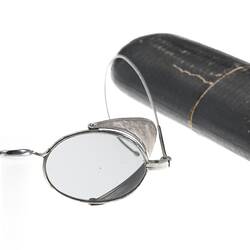 Child's Spectacles with Wire Mesh Side Shields