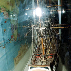 Sailing Ship Model - HMS Bounty