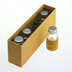 Penicillin Bottle Pack - Penaquacaine G, Batch No PL20, circa 1950s