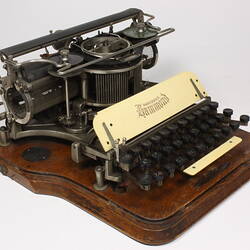 Typewriter - Hammond Typewriter Co., Model 12 , circa 1910