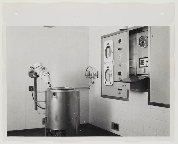 Kodak Australasia Pty Ltd, U/Batch Finishing Room, Coburg, circa 1963