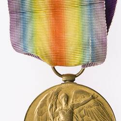Medal - Victory Medal 1914-1919, Great Britain, Private Charles Reeves, 1919 - Obverse
