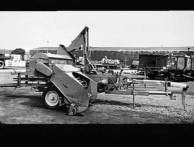 POWER DRIVE `701' PICKUP BALER: NOV 1954