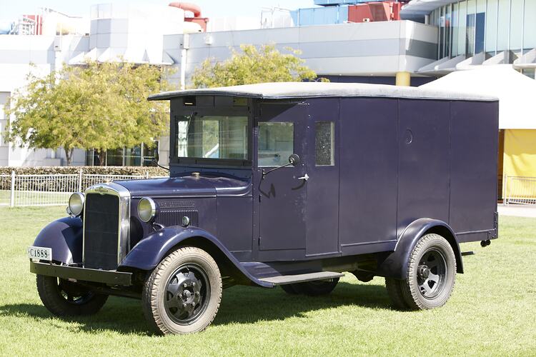 Motor Truck - Morris Commercial Armoured Van, 1936