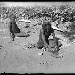 Warumungu man acknowledged as an expert axe maker, Tennant Creek, Central Australia, July 1901.