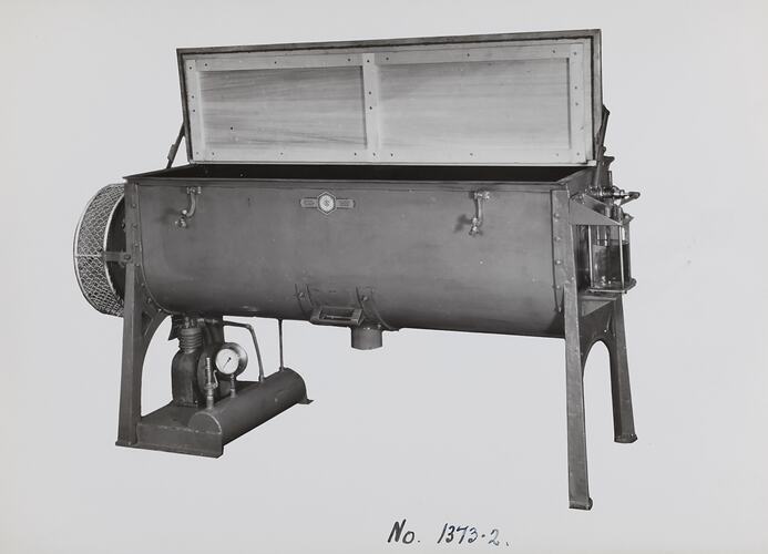Photograph - Schumacher Mill Furnishing Works, Machine, Port Melbourne, Victoria, circa 1940s