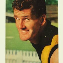 Football Card - Pat Guinane, Richmond, Mobil VFL Football Photos Series, 1964