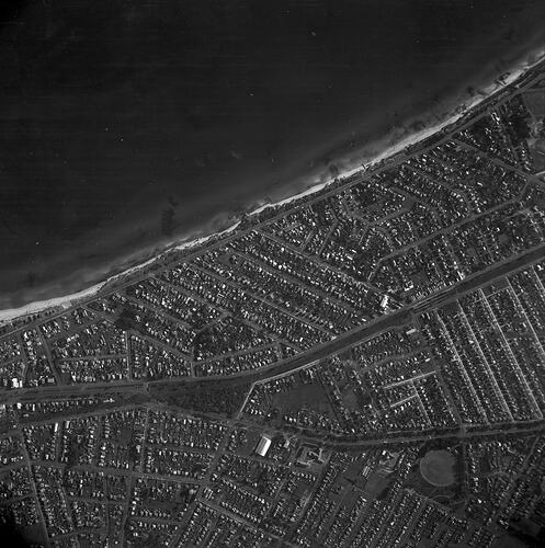 Monochrome photograph of Parkdale and Mordialloc.