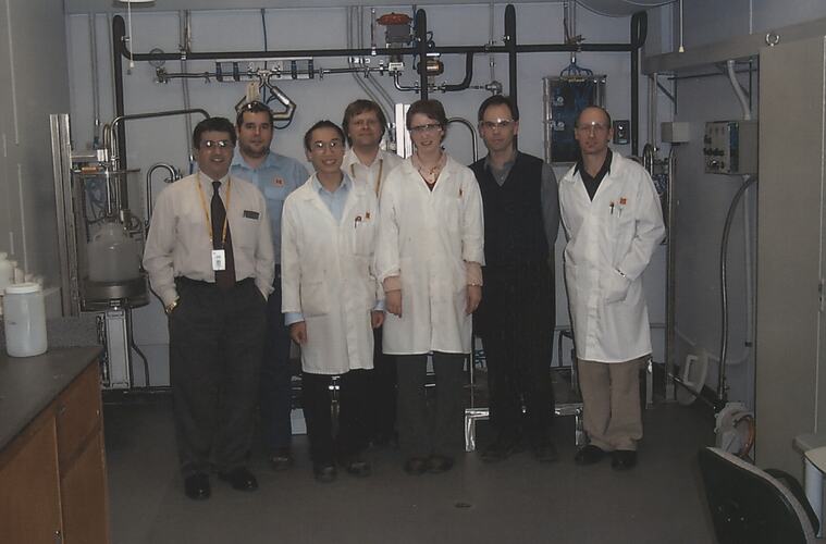 Group of people in laboratory.