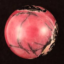Rhodonite. [M 47638]