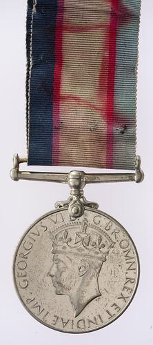Medal - Australia Service Medal 1939-1945, 1945 - Obverse
