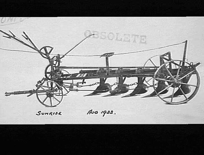 MOULDBOARD PLOUGHS
