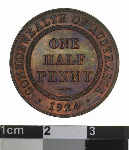 Proof Coin - Halfpenny, Australia, 1924, photographed by Museums Victoria