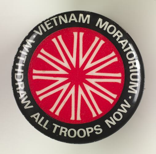 Badge - Vietnam Moratorium, Withdraw All Troops Now