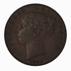 Coin - Farthing, Queen Victoria, Great Britain, 1840 (Obverse)