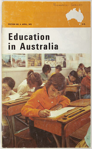 Booklet - Education in Australia
