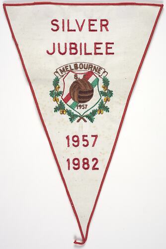 Pennant - Melbourne Soccer Club Silver Jubilee 1957-1982, Melbourne 1982