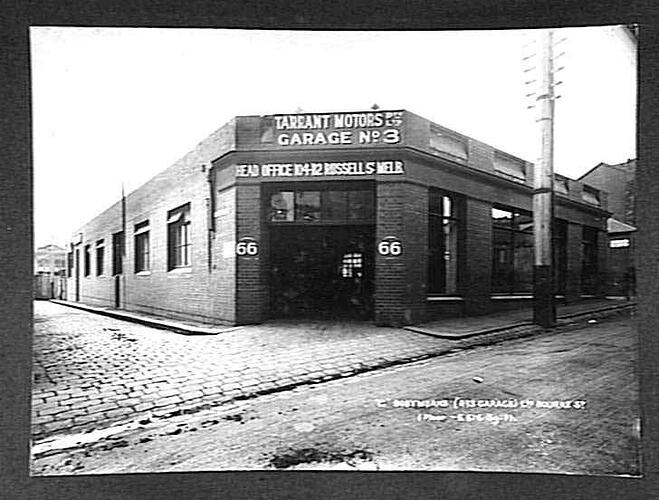[Body works garage, Little Bourke Street, Melbourne, 1920.]