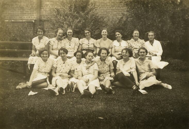 Kodak Australasia Pty Ltd, Female Plate Department Staff on Lawn, Abbotsford, Victoria, mid 1930s