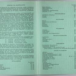 Blue/green leaflet, document is in German.