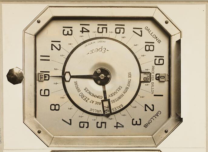 Monochrome photograph computerised pterol pump gauge