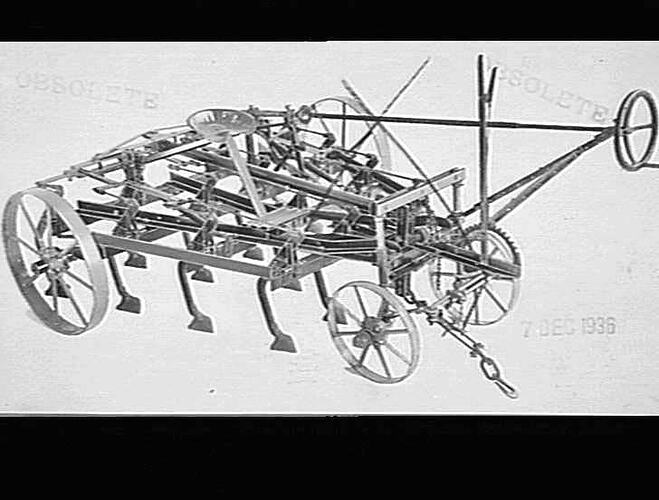 CULTIVATORS
