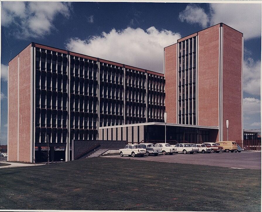 Photograph Kodak Australasia Pty Ltd, Exterior View of Building 8 & Car Park, Head Office
