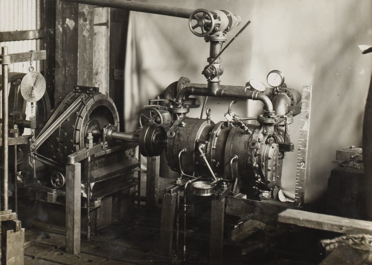 Photograph Crankless Engines (Australia) Pty Ltd, Uniflow Condensing Steam Engine, Fitzroy