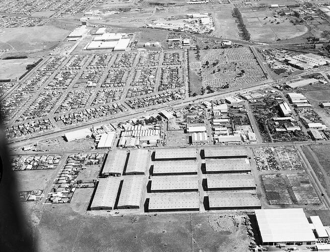 Monochrome aerial photograph of Yarraville and Footscray.