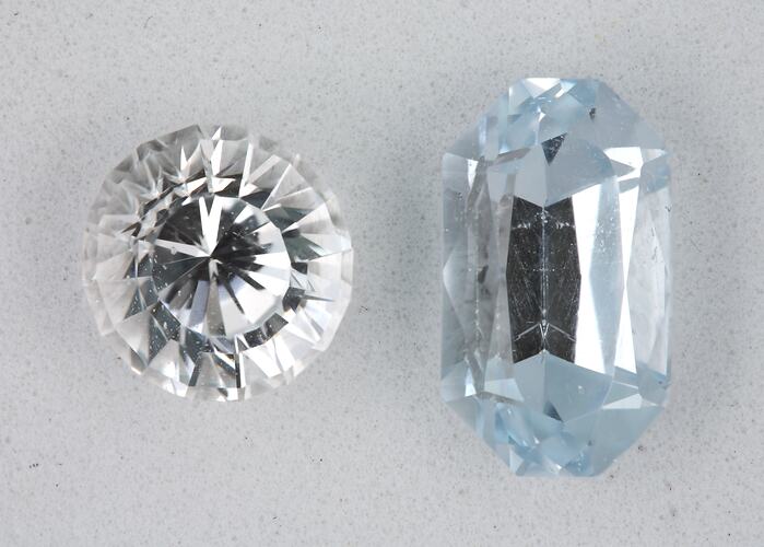 Topaz. [M 48317]