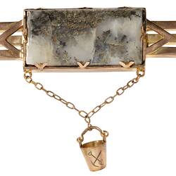 Brooch - Gold Nugget 15ct, Harris & Sprunt, Melbourne, Victoria, circa 1914