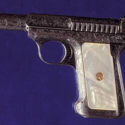 Pistol - Savage M/1910