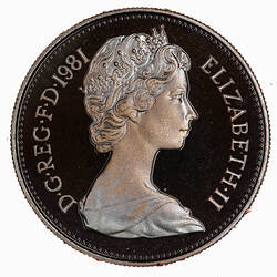 Proof Coin - 5 New Pence, Elizabeth II, Great Britain, 1981 (Obverse)