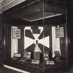 Photograph - Kodak Australasia Ltd, Shop Front Display, 3A Autographic Brownie Camera, Queen Street, Brisbane, Apr - Aug 1920