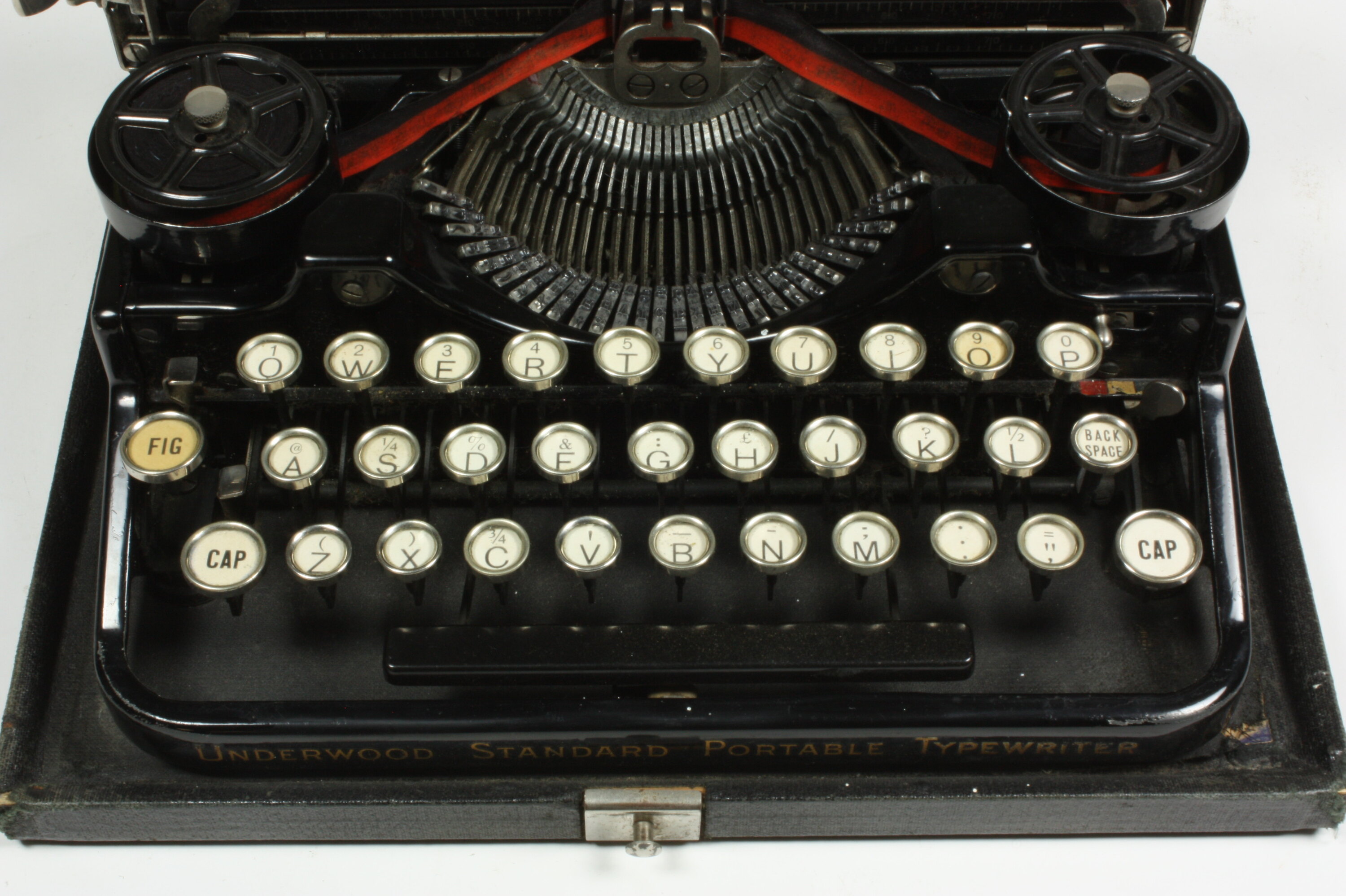 Typewriter - Underwood Typewriter Company, Standard Portable Typewriter - Underwood Typewriter Company, Standard Portable