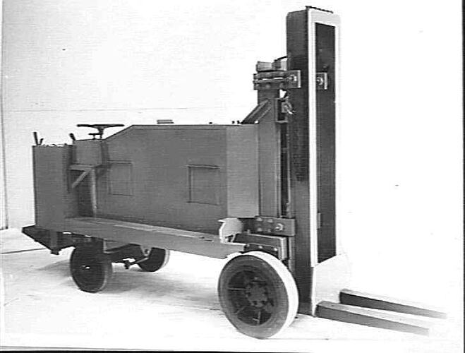 FORK TRUCK MADE IN FACTORY: MARCH 1941