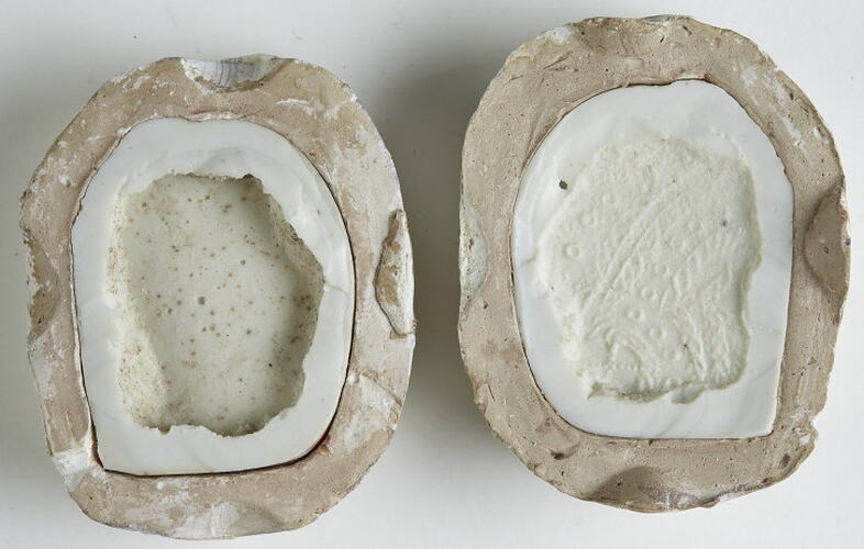 Potsherd (Mould), Watom Island, East New Britain, Papua New Guinea, 3300 to 2750 BP