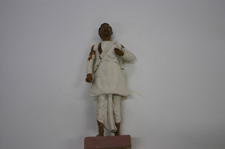 Indian Figure - Hindu Clerk, Lucknow, Clay, circa 1880