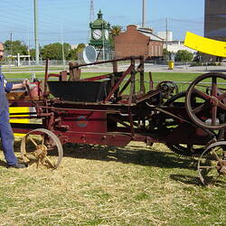Hay Press - International Harvester Co, GL-115, Geelong, Victoria, circa 1945