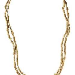 Ornament, neck, Australia, Western District