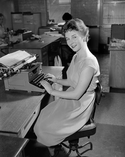 Woman with a Typewriter, West Melbourne, 18 Dec 1959