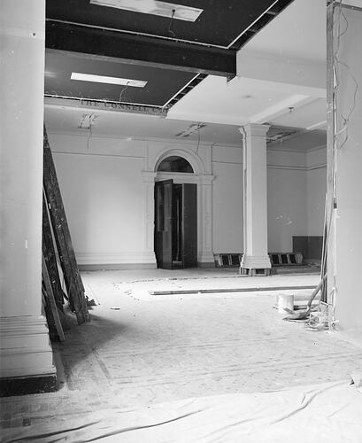 Barry Hall during stairway construction, Science Museum of Victoria, Melbourne, 1974