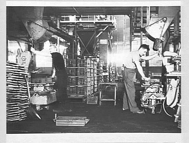 PILOT PLANT: FOUNDRY: APRIL 1948