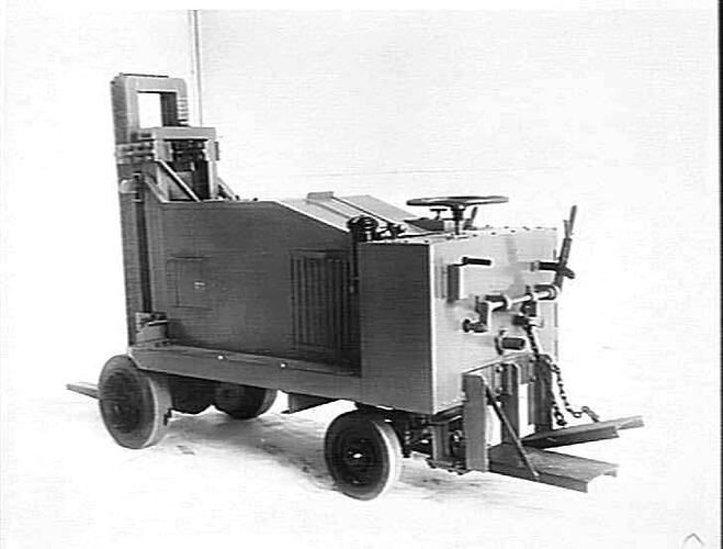 FORK TRUCK MADE IN FACTORY: MARCH 1941