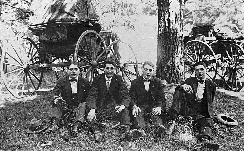 [A trade picnic, Ballarat, about 1920.]