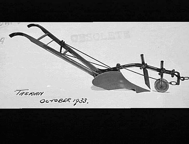 MOULDBOARD PLOUGHS