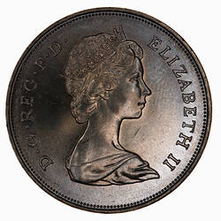 Coin - 25 Pence, Queen Mother's Birthday, Elizabeth II, Great Britain, 1980 (Obverse)