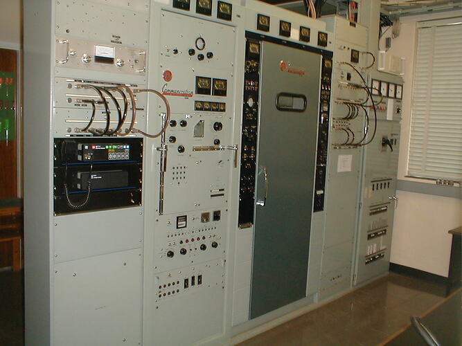 AWA CTH-P5J and CTM-2K transmitters - Melbourne Coastal Radio Station