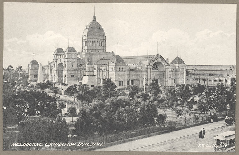 Monochrome postcard of the Royal Exhibition Building.